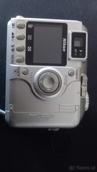 Nikon e4300, Nikon MH-53, Nikon EN-EL1 - 5