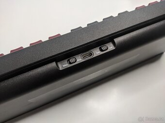 Custom bezdrátová mechanická klávesnice EPOMAKER - 5