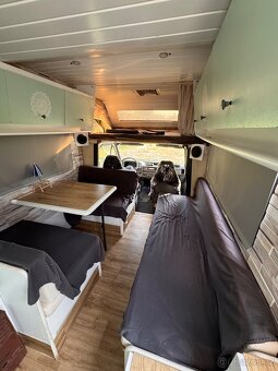 Obytný automobil,Alkovna, Ford Transit - 5