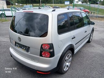 Volkswagen Touran CROSS 1.4 TSi - 5
