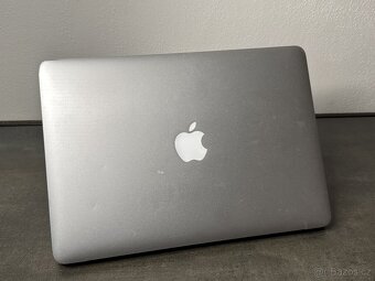 MacBook Air 13" 2015 128GB / i5 / 8GB - DPH - 5