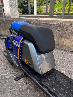 Prodám Elektricky skutr Leramotors C7, modrá - 5