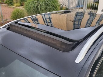Volkswagen Touareg 3.0TDi 180kWEXECUTIVEPANORAM - 5