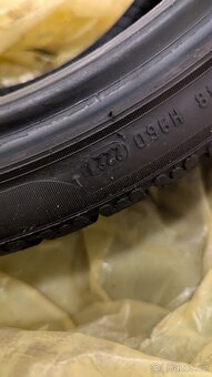 Pirelli Sottozero 245/35/18 225/40/18 zimní - 5
