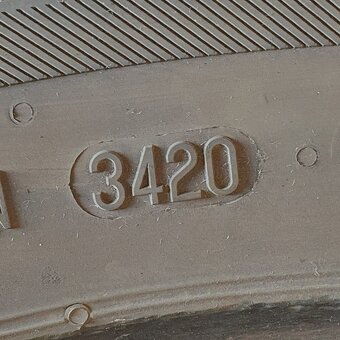 Zimní pneumatiky Barum 205/60 R16 č. AP44 - 5