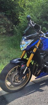 Yamaha FZ8 - 5