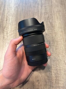 Sony Alpha A6700 + Sigma 18-50 mm f/2,8 - 5