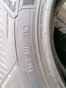 Zimní zátěžové pneu 215/65r15C - 5