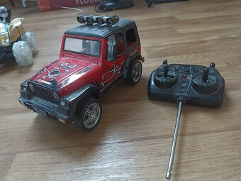 Hračky na dálkové ovládání - 5