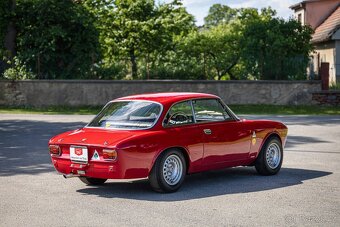 Alfa Romeo 1300 GT Junior - 1969 - 5