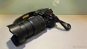 NIKON D3300 + Nikon 18-105 mm f/3.5-5.6G ED VR AF-S DX Nikko - 5