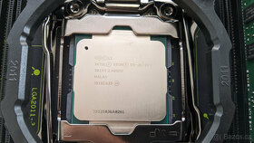 Deska X99 + Xeon E5-2673 V3 (12 jader / 24 vlaken) + 8G RAM - 5
