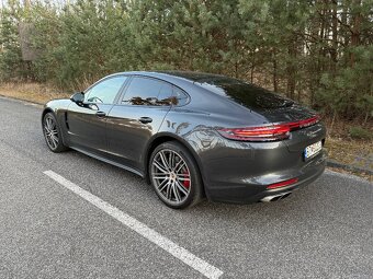 Porsche Panamera Turbo - 5