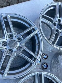 ALU kola R17 bmw 118d - 5