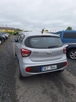 Hyundai i10 1.0i 48Kw CZ - 5