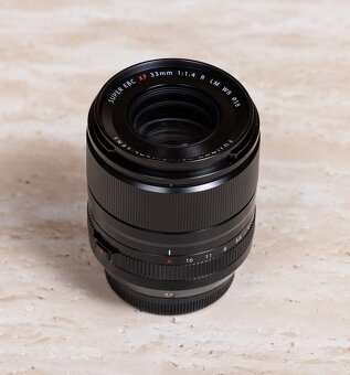 FUJIFILM XF 33mm f/1.4 R LM WR - 5