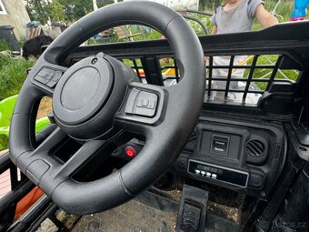 Dětské elektrické auto - 5