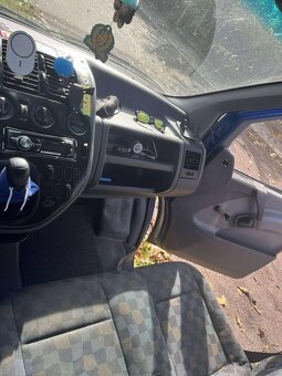Mercedes Vito - 5