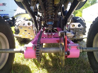 Čtyřkolka s motorem Kawasaki GPZ500 - 5