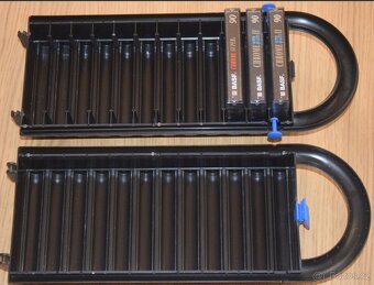 Cestovní box / pouzdro na kazety MC značky TapeMe,na 12x MC - 5