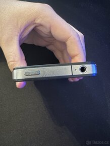 iPhone 4 8gb Černý - 5