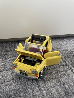 LEGO Fiat 500 10271 - 5