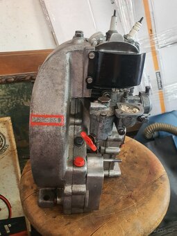 Historický motor - 5