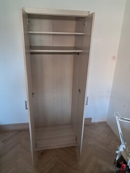 Šatní skříň - 5