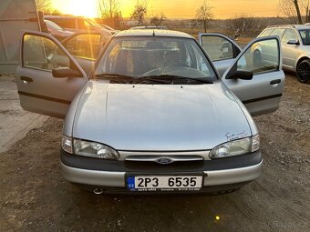 Ford Mondeo 1.8i automat - 5