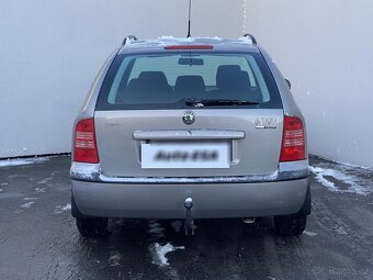 Škoda Octavia 1.6i , 75 kW benzín, 2009 - 5