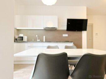 Pronájem bytu 1+kk 46 m² Kobližná, Brno - Brno-město - 5