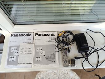 Prodám kameru zn. PANASONIC NV- RX67EG - 5
