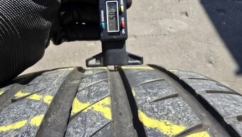 Letní pneu 235/45/18 Hankook - 5