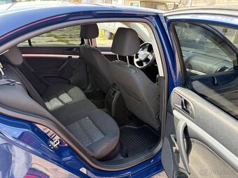 Škoda octavia 1.6 tdi 77 kw rok 2012 puvod čr - 5