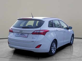 Hyundai i30 1,4 73 kW KOMBI TRIKOLOR - 5