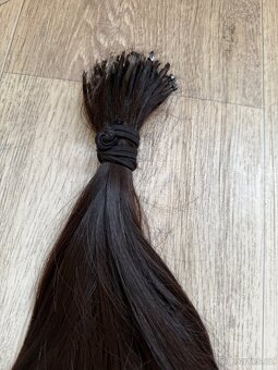 Tmavě hnědé panenské vlasy k zahuštění a prodlužování - 5