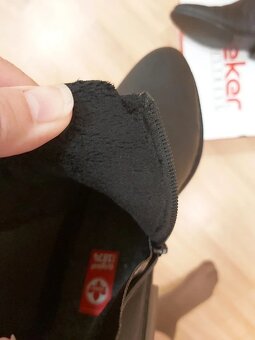 kožené kotníkové zimní boty Rieker vel. 39 - 5