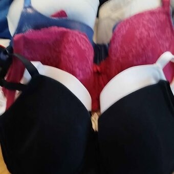 Velký pytel dámského a pánského oblečení - 5