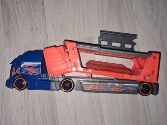 Hot wheels, cena za oba díly a za kamion Hot wheels - 5