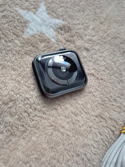 Apple Watch 4 44mm - 5