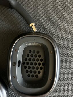 AirPods Max - 5