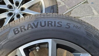 Litá kola Fondmetal s letními pneu Bravuris 255/55 R18 - 5
