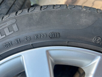 AUDI A4 B8 Alu disky 8Jx17 včetně pneu 245/45x17 - 5