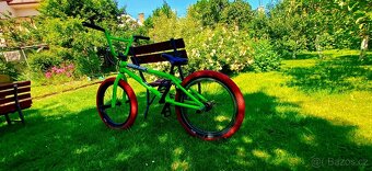 Zelené BMX kolo - 5