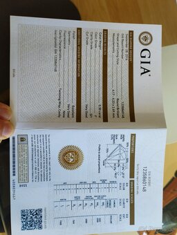 Prodám zásnubní prsten s briliantem - 5