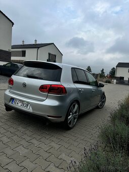 Volkswagen Golf 6 GTI - 5