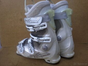Lyžáky Atomic 24,5 - 5