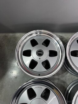 Mae Oz racing Mercedes r17 - 5