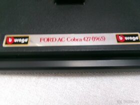 Ford AC Cobra model 1:24 Bburago - 5