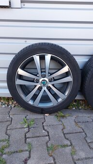 Alu kola 5x112 r17 originál Škoda Octavia II - 5